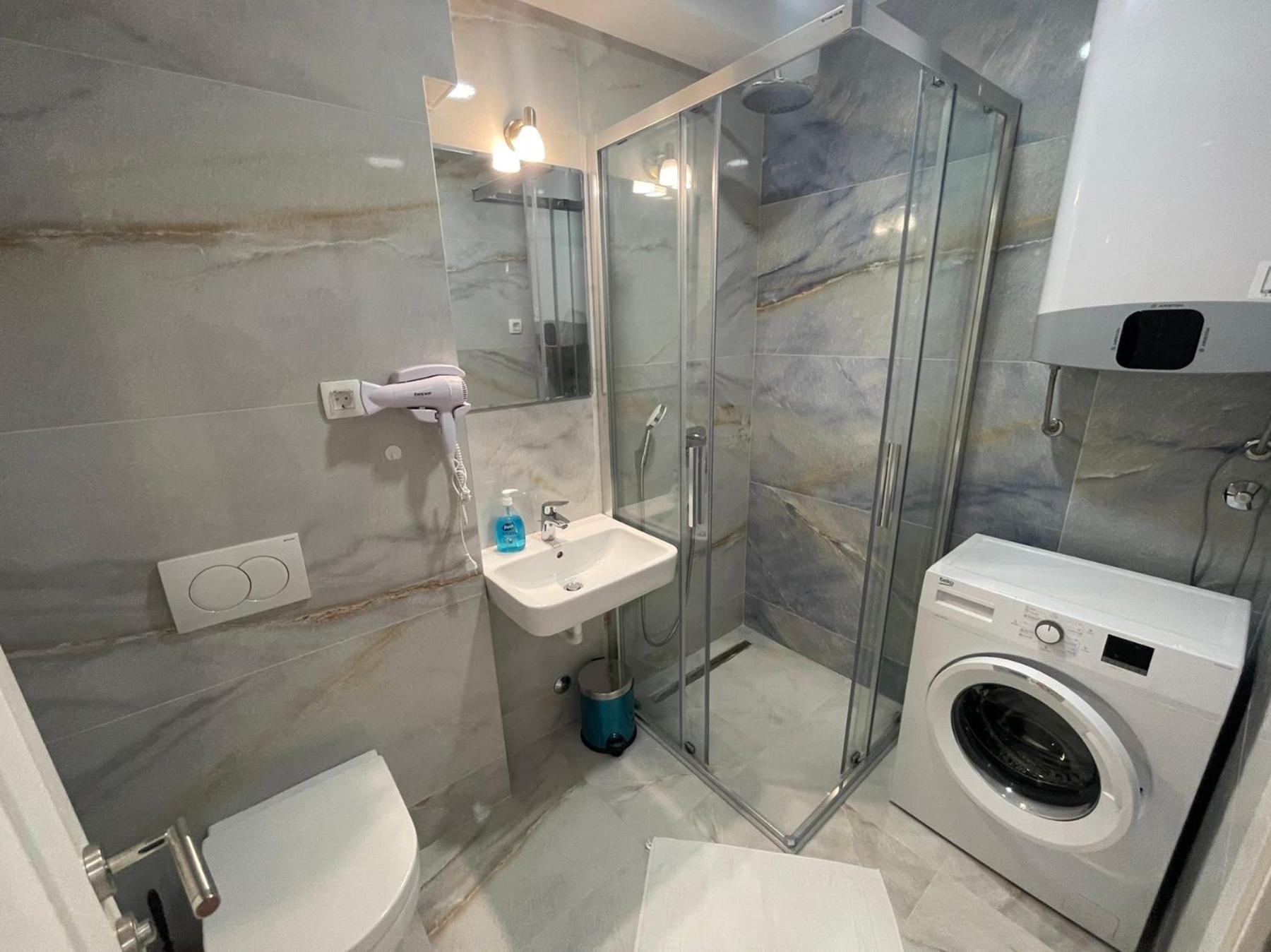 Apartment Visi *
