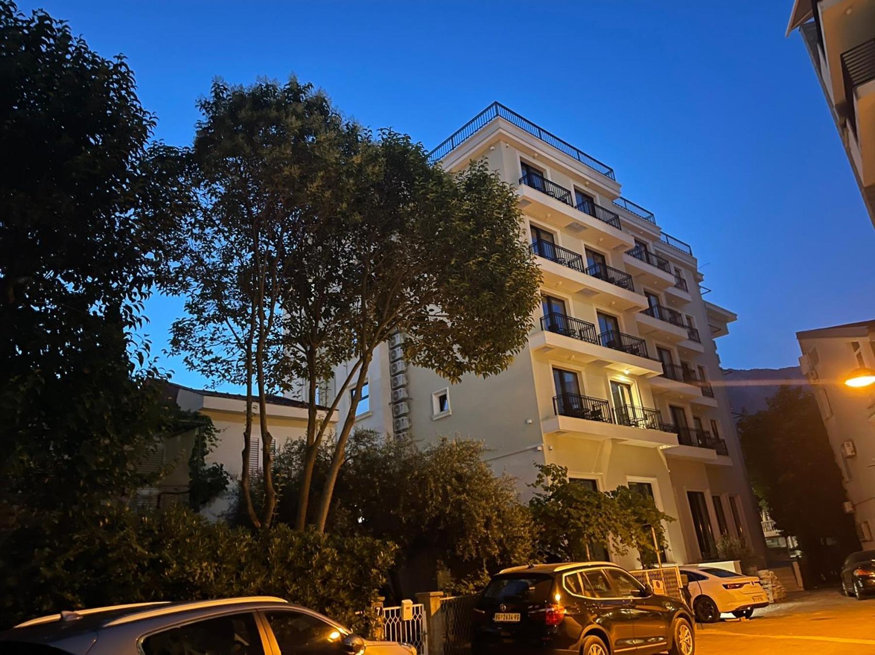 Visi Apartment *