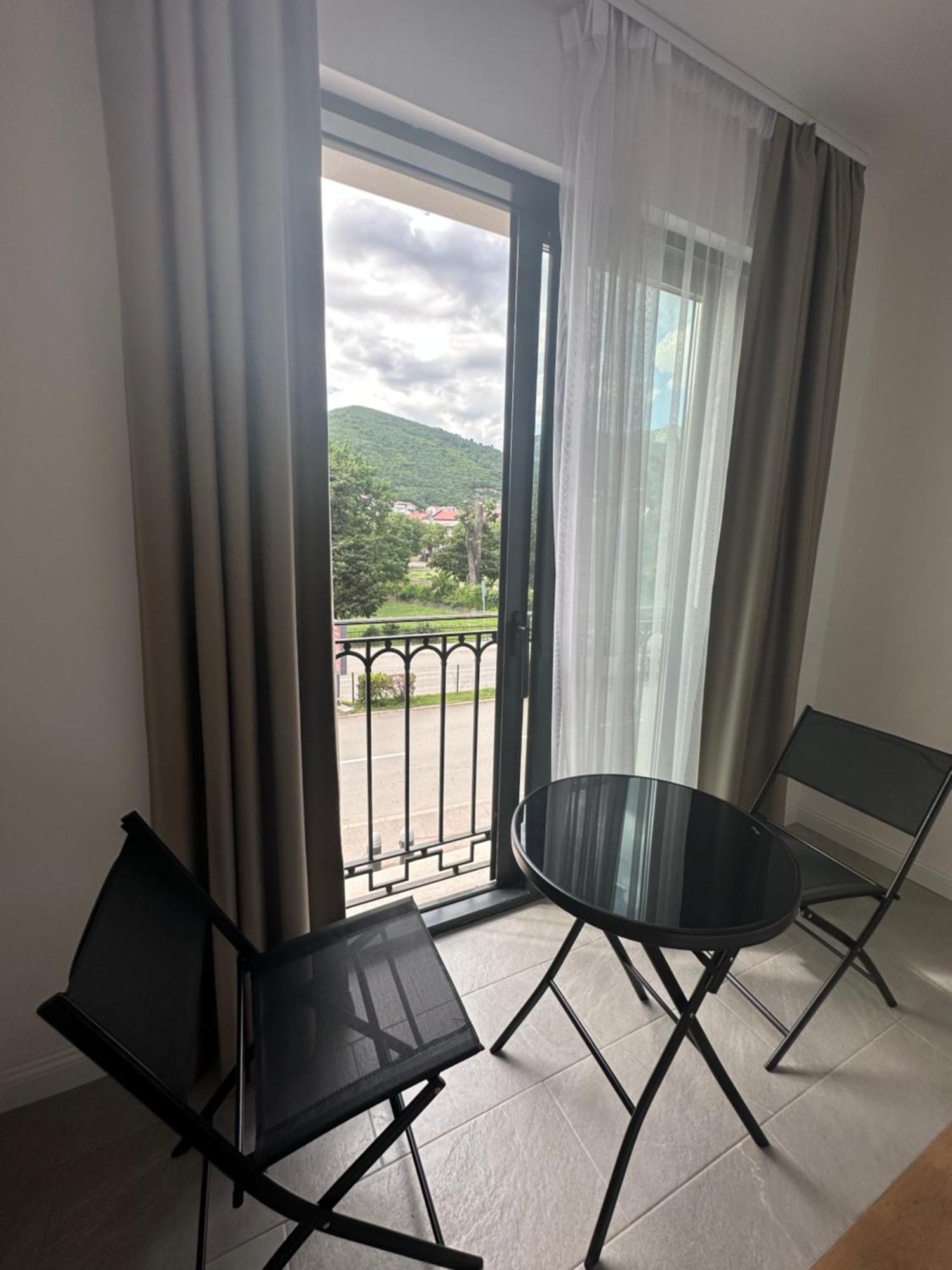 Apartment Visi *
